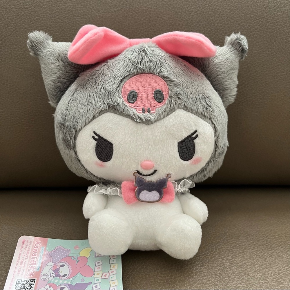 BNWT Japan 7” Sanrio Kuromi plush - Ribbon On Version